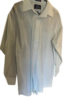 Stafford Pale Blue Men’s Dress Shirt